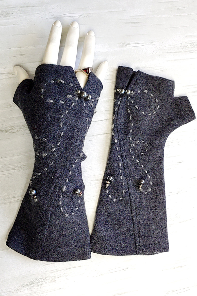 Beaded Bow Motif Gloves. MORE colours.