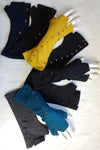 CRYSTAL Zipper/Clasp motif Gloves. more colours.